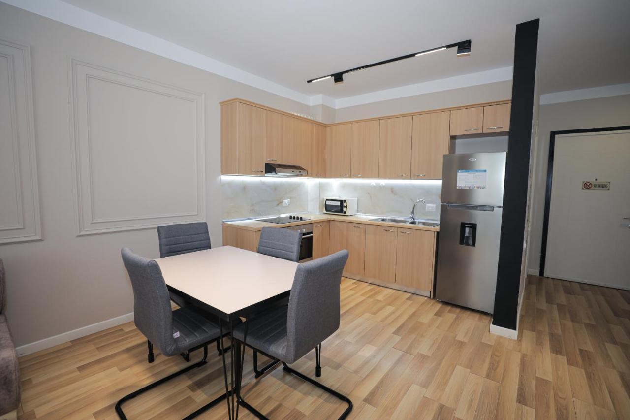 Miku Apartment -Outstanding Apartment At Taiwan Tirana Extérieur photo