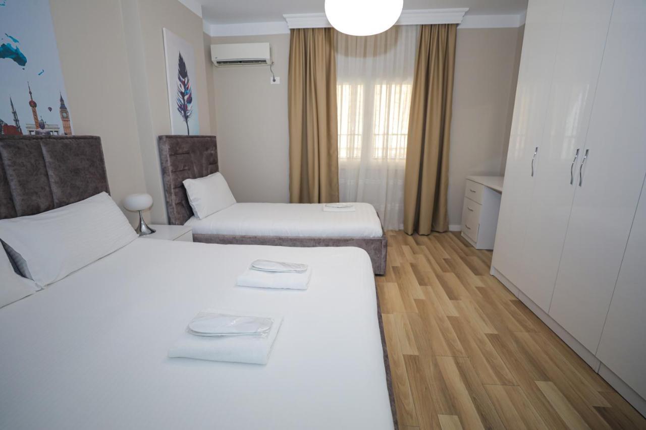 Miku Apartment -Outstanding Apartment At Taiwan Tirana Extérieur photo