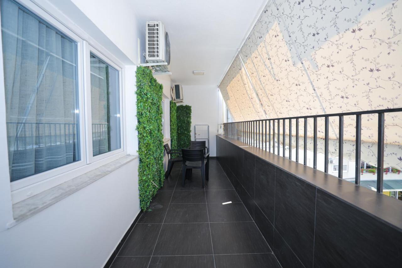 Miku Apartment -Outstanding Apartment At Taiwan Tirana Extérieur photo